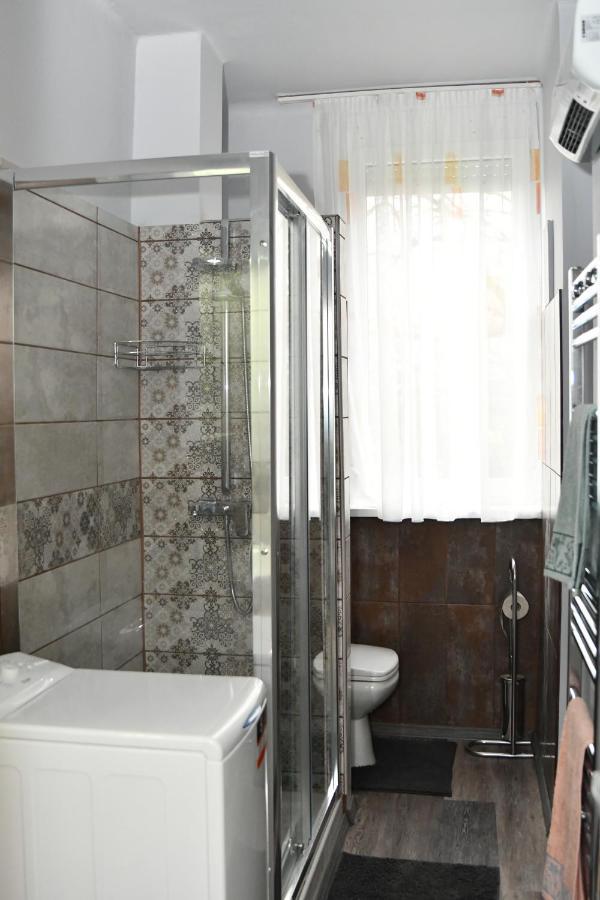 Habos Isler Apartman 16 Szolnok Exterior foto